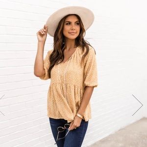 Pink Lily Mustard Floral Top!